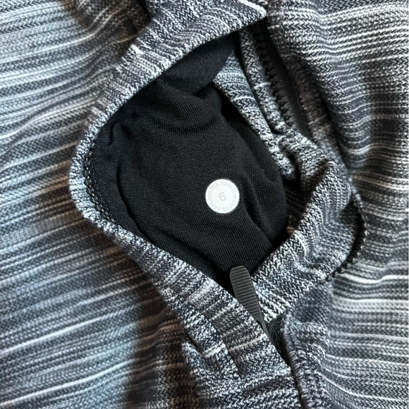 Lululemon Define Jacket - Picture 2 of 9